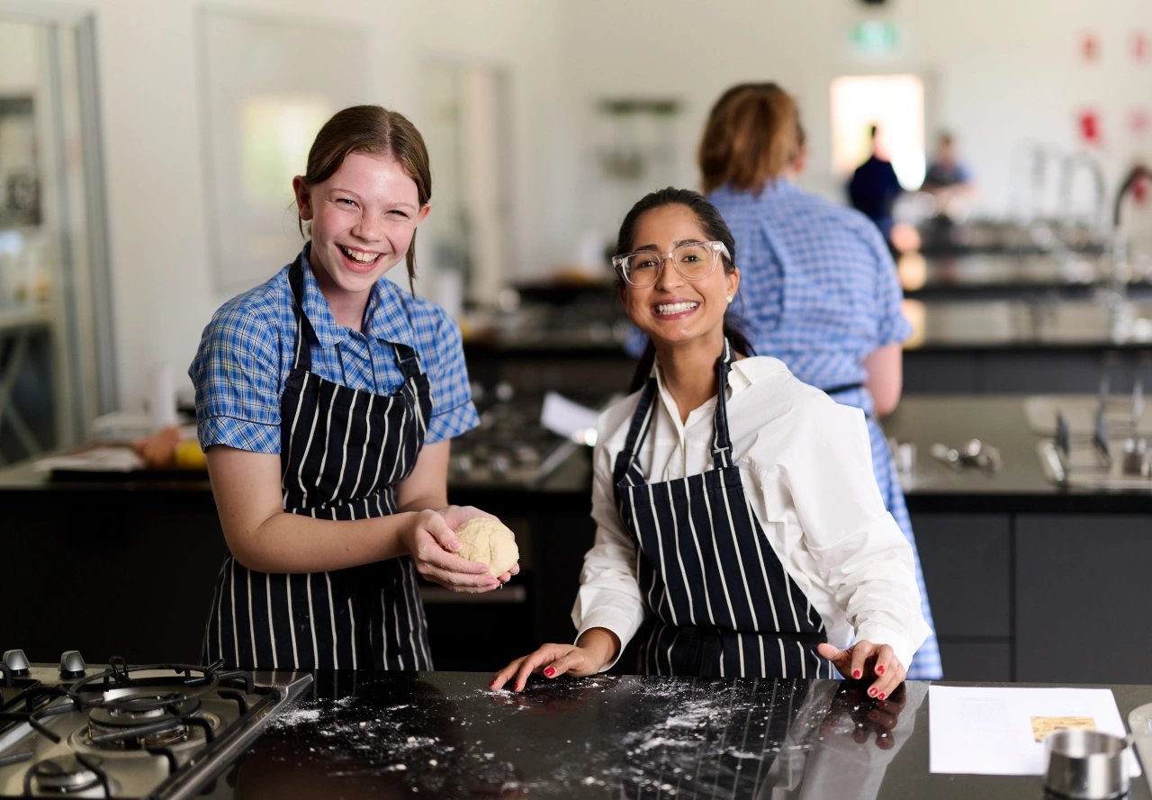 secondary-students-cooking-class