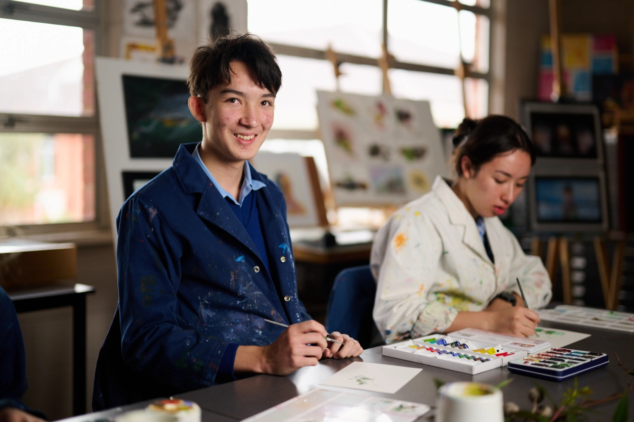 senior-art-student