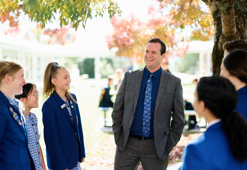 tim-borgas-and-students