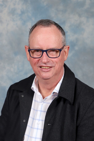 Peter Lynch Business Manager