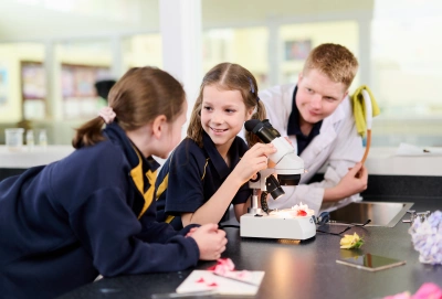 senior-and-primary-students-science