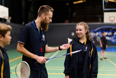 sport-class-pe-badmington