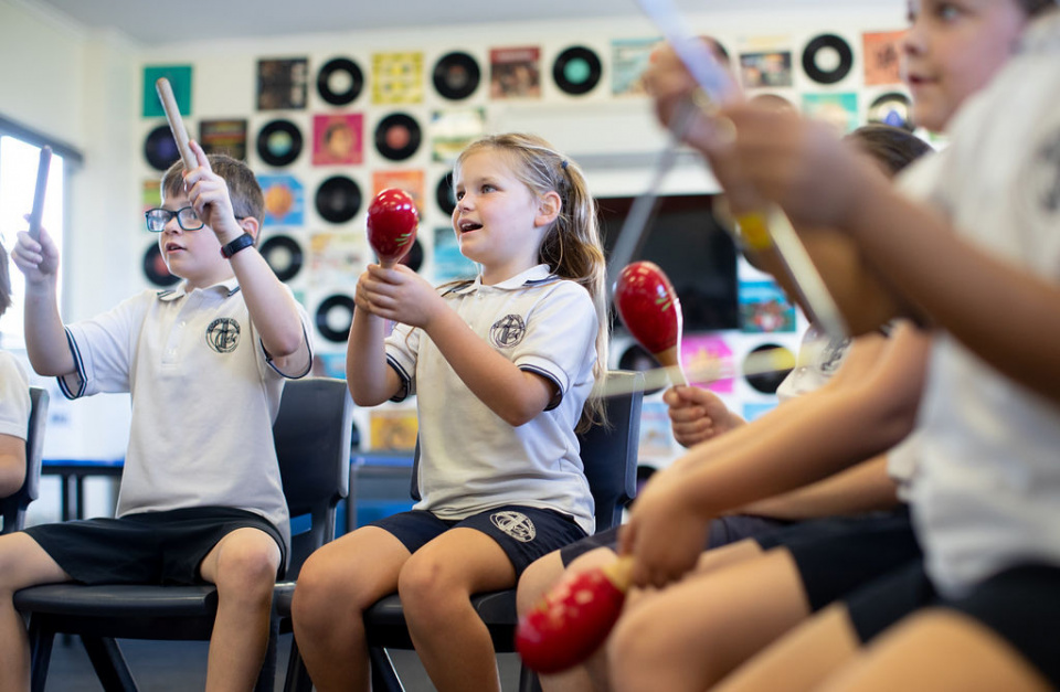 Primary learning music class