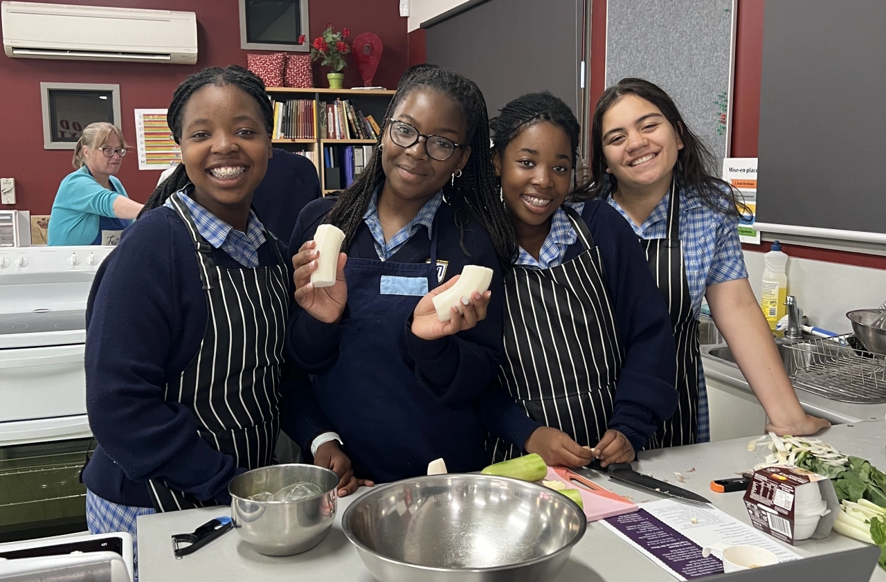 Y10 cooking
