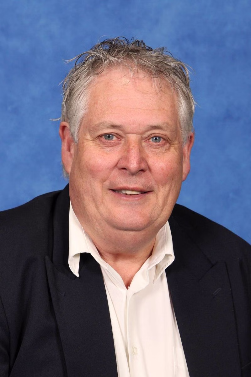 W800h1200 Pepper Wayne